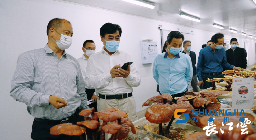 1658797581208354.png 14-31-59-70-283825.png